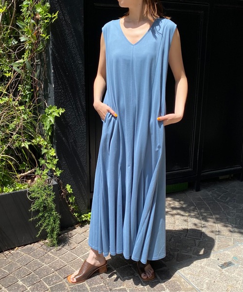 AZUL ENCANTO（アズールエンカント）の「UVネック 2WAY ワンピース（ワンピース・レディース・ブラック/ダークブラウン/ブルー/グリーン系その他・FREE）」の14枚目の写真