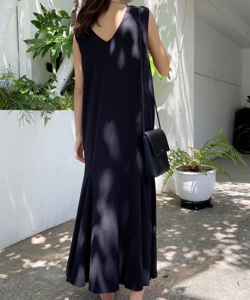 AZUL ENCANTO（アズールエンカント）の「UVネック 2WAY ワンピース（ワンピース・レディース・ブラック/ダークブラウン/ブルー/グリーン系その他・FREE）」の9枚目の写真