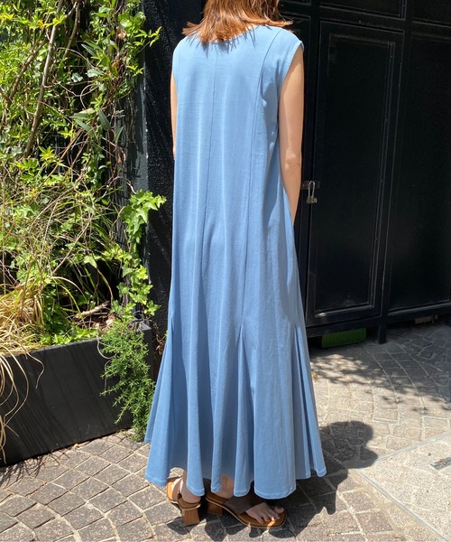 AZUL ENCANTO（アズールエンカント）の「UVネック 2WAY ワンピース（ワンピース・レディース・ブラック/ダークブラウン/ブルー/グリーン系その他・FREE）」の21枚目の写真