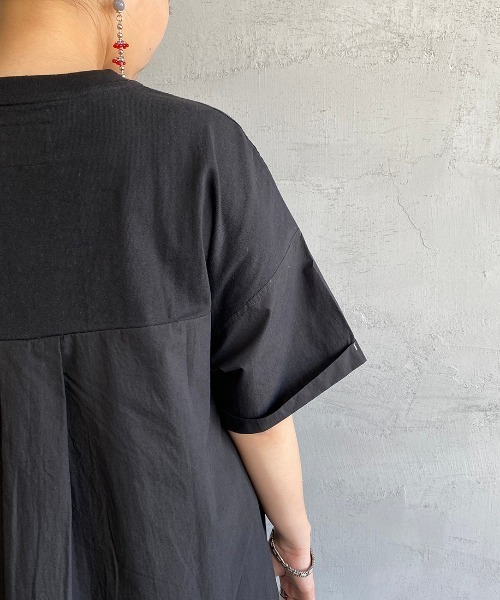 UNIVERSAL OVERALL（ユニバーサルオーバーオール）の「[UNIVERSAL OVERALL/ユニバーサルオーバーオール] 別注 マキシ丈素材切り替えワンピース（ワンピース・レディース・ブラック/ライトカーキ/チャコール・F）」の9枚目の写真