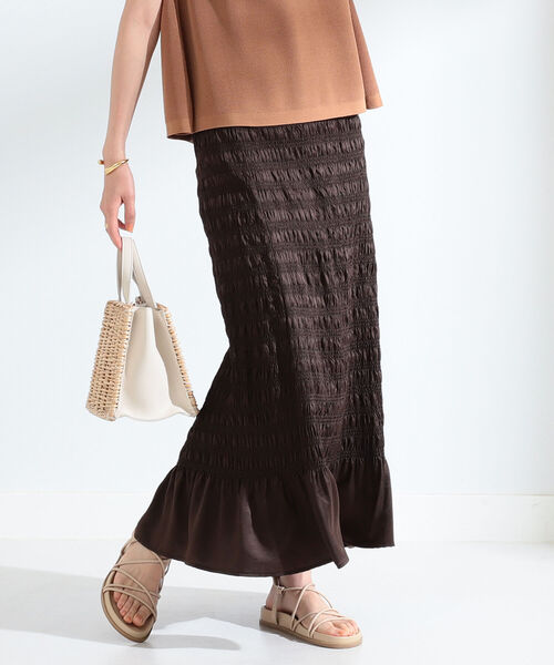 Ray BEAMS（レイビームス）の「Ray BEAMS / サテン シャーリング スカート（スカート・レディース・ダークブラウン/イエロー系その他5・ONE SIZE）」の11枚目の写真