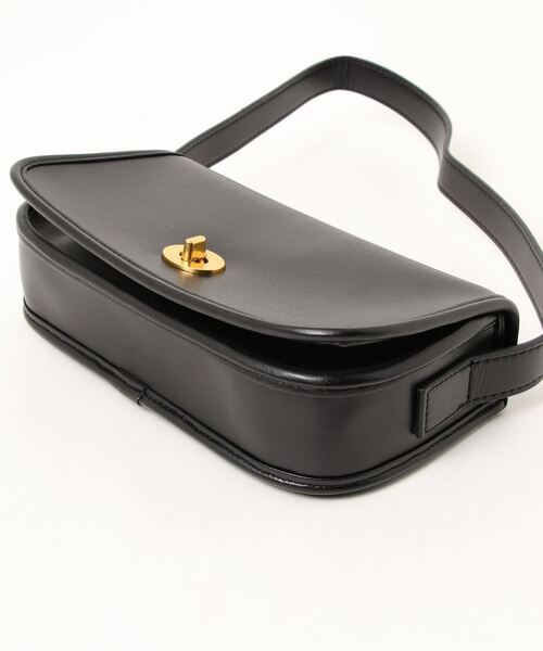 JUMELLE（ジュメロ）の「ブラックフラワーバッグ（ショルダーバッグ・レディース・A・FREE）」の3枚目の写真