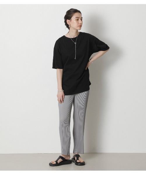 crie conforto（クリーコンフォルト）の「スリムプリーツパンツ（スラックス・レディース・ライトグレー/ブラック・SMALL/MEDIUM/LARGE）」の16枚目の写真