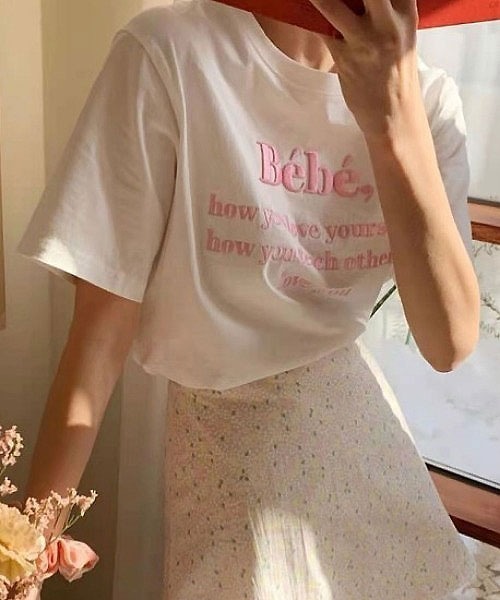 MANGROVE(マングローブ)の「Bebeロゴ刺繍Tシャツ(Tシャツ/カットソー・レディース・ホワイト/ネイビー/ナチュラル/ブラック/グレー/パープル・FREE)」の7枚目の写真