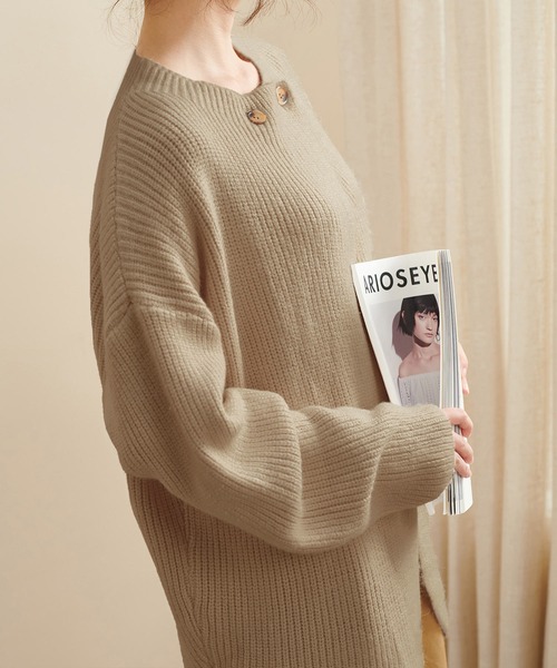 solleim(ソルレム)の「フロントボタンニットカーディガン(カーディガン/ボレロ・レディース・ベージュ/アイボリー・M)」の4枚目の写真