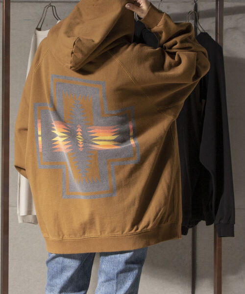 PENDLETON（ペンドルトン）の「【PENDLETON/ペンドルトン】バックプリント フーディ ラグラン プルオーバー パーカー 1475-5006（パーカー・メンズ・ブラック/キャメル/アイボリー・MEDIUM/LARGE）」の14枚目の写真