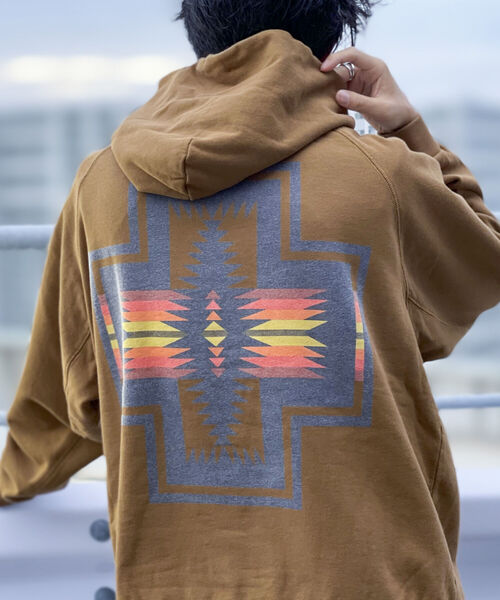 PENDLETON（ペンドルトン）の「【PENDLETON/ペンドルトン】バックプリント フーディ ラグラン プルオーバー パーカー 1475-5006（パーカー・メンズ・ブラック/キャメル/アイボリー・MEDIUM/LARGE）」の18枚目の写真