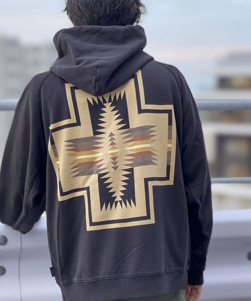 PENDLETON（ペンドルトン）の「【PENDLETON/ペンドルトン】バックプリント フーディ ラグラン プルオーバー パーカー 1475-5006（パーカー・メンズ・ブラック/キャメル/アイボリー・MEDIUM/LARGE）」の16枚目の写真