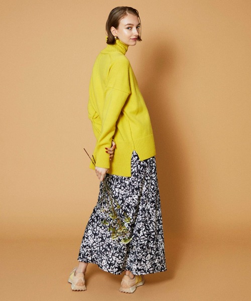 emmi（エミ）の「【emmi atelier】フラワープリントナロースカート（スカート・レディース・ブラック/レッド・0/1）」の10枚目の写真