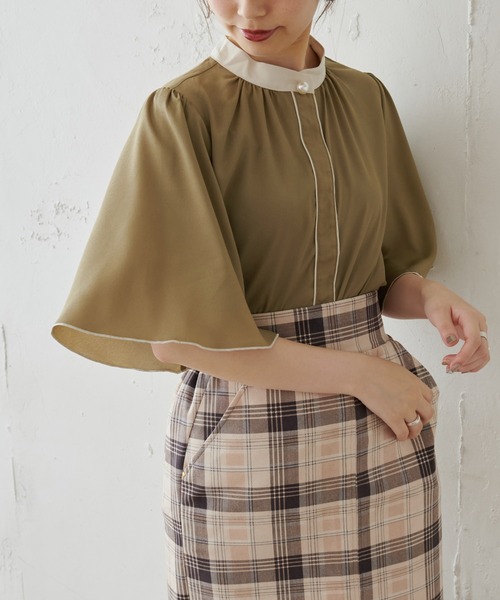 natural couture（ナチュラルクチュール）の「パール釦ポイントバイカラーフレア5分袖ブラウス（シャツ/ブラウス・レディース・アイボリー/カーキ/ピンクベージュ/その他1/その他2/その他3・FREE）」の20枚目の写真