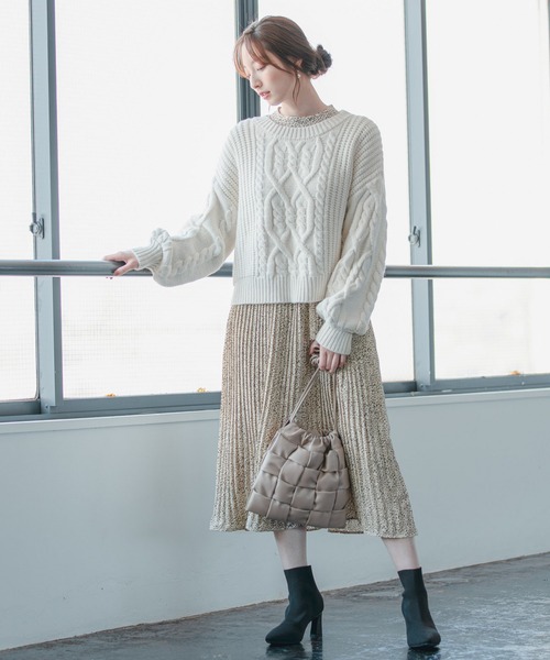 Andemiu（アンデミュウ）の「ショートケーブルニット227895（ニット/セーター・レディース・オフホワイト/ブルー/ボルドー・FREE）」の13枚目の写真