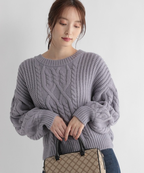 Andemiu（アンデミュウ）の「ショートケーブルニット227895（ニット/セーター・レディース・オフホワイト/ブルー/ボルドー・FREE）」の18枚目の写真