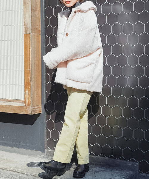 BeAMS DOT(ビームスドット)の「【WEB限定】BeAMS DOT / 襟付き ビッグボアジャケット(ブルゾン・レディース・ホワイト系その他5/ブラウン系その他4・FREE)」の10枚目の写真