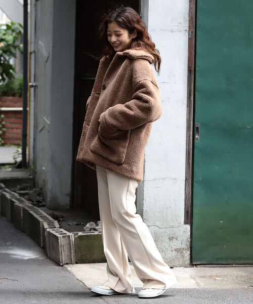 BeAMS DOT(ビームスドット)の「【WEB限定】BeAMS DOT / 襟付き ビッグボアジャケット(ブルゾン・レディース・ホワイト系その他5/ブラウン系その他4・FREE)」の7枚目の写真