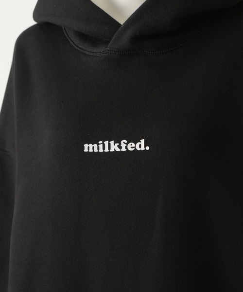 MILKFED.(ミルクフェド)の「COPPER LOGO PATCH SWEAT HOODIE(パーカー・レディース・ブラック/ブラウン/レッド/グリーン/アッシュ・ONE SIZE)」の18枚目の写真