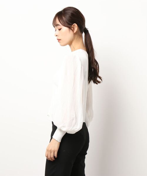 MAISON DE THERESE（メゾン ド テレーズ）の「ボリューム袖　ニットトップス（ニット/セーター・レディース・ホワイト/ブラック・FREE）」の3枚目の写真