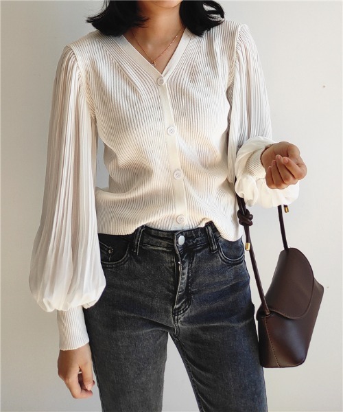 MAISON DE THERESE（メゾン ド テレーズ）の「ボリューム袖　ニットトップス（ニット/セーター・レディース・ホワイト/ブラック・FREE）」の13枚目の写真