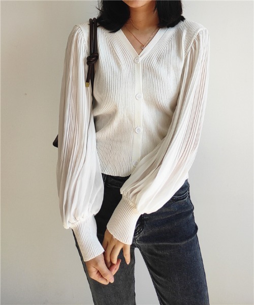 MAISON DE THERESE（メゾン ド テレーズ）の「ボリューム袖　ニットトップス（ニット/セーター・レディース・ホワイト/ブラック・FREE）」の8枚目の写真