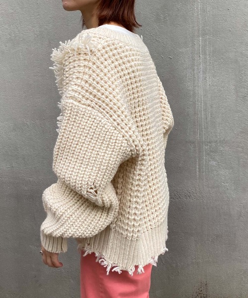 CIAOPANIC TYPY（チャオパニックティピー）の「ワッフル編みダメージニット（ニット/セーター・レディース・グレー/レッド/アイボリー・ONE SIZE）」の5枚目の写真