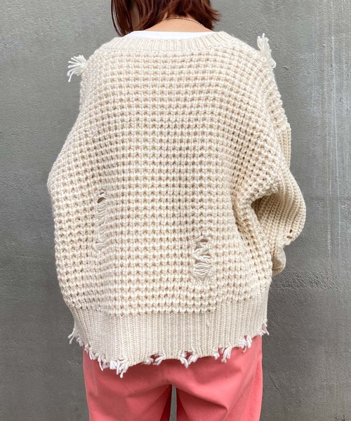 CIAOPANIC TYPY（チャオパニックティピー）の「ワッフル編みダメージニット（ニット/セーター・レディース・グレー/レッド/アイボリー・ONE SIZE）」の6枚目の写真
