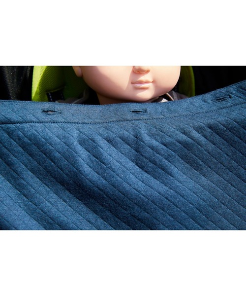 Rosemadame（ローズマダム）の「風を通しにくいブランケットケープ  ベビーケープ 防寒ケープ 抱っこひもケープ フットカバー付きベビーカー装着（おくるみ・レディース・ネイビー/グレー・フリー）」の17枚目の写真