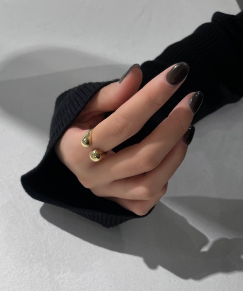 Solace(ソレイス)の「ボールクビレリング(リング・レディース・シルバー/ゴールド・FREE)」の2枚目の写真