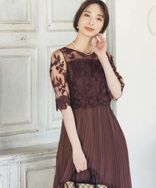 Andemiu（アンデミュウ）の「【WEB限定】シシュウレースプリーツ5分袖ドレス259085（ドレス・レディース・パープル/カーキ/サンドグレー/グリーン・FREE）」の5枚目の写真