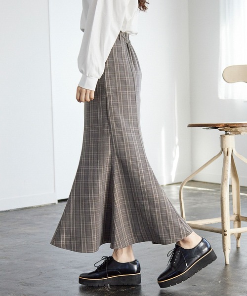 mysty woman（ミスティウーマン）の「タータンチェックマーメイドスカート 264102（スカート・レディース・ベージュ/ブラウン/グレー・FREE）」の22枚目の写真