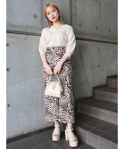 MURUA（ムルーア）の「コルセットベルトペンシルスカート（スカート・レディース・ブラック/グリーン/アイボリー/その他1・1/2）」の17枚目の写真