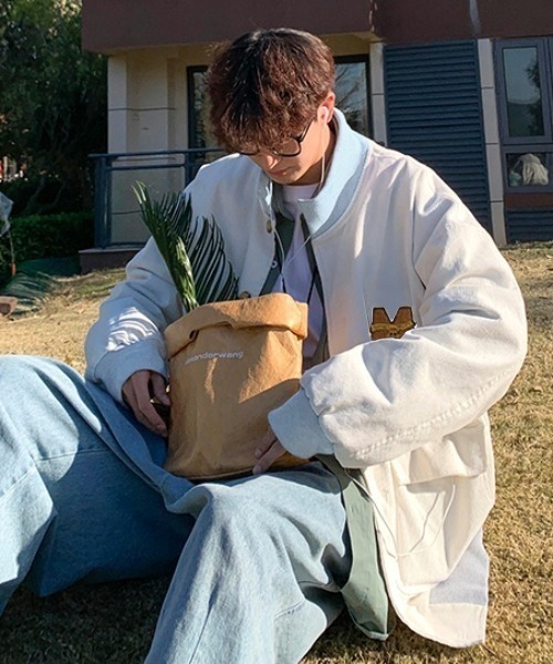 MGV(エムジーヴィー)の「イニシャルワッペンコーデュロイブルゾン(ブルゾン・メンズ・ホワイト/ブラック・X-LARGE/MEDIUM/LARGE)」の8枚目の写真