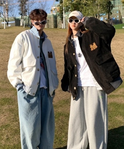 MGV(エムジーヴィー)の「イニシャルワッペンコーデュロイブルゾン(ブルゾン・メンズ・ホワイト/ブラック・X-LARGE/MEDIUM/LARGE)」の9枚目の写真