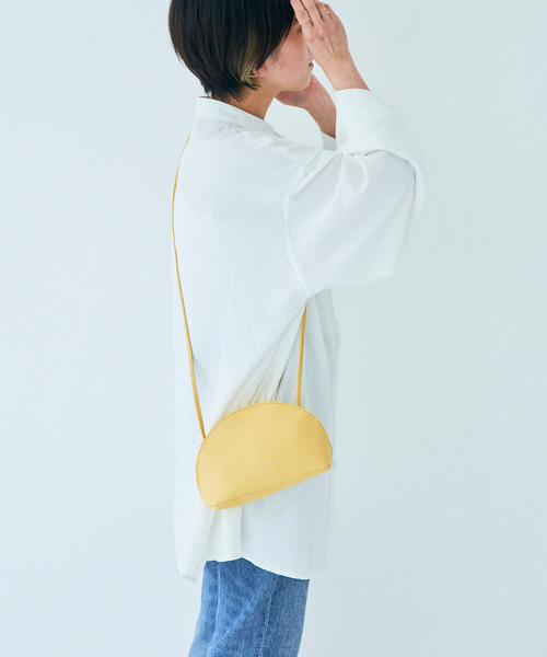 AT CREATION(アットクリエイション)の「<AT CREATION/アットクリエーション>ラウンドZIPショルダー(ショルダーバッグ・レディース・パープル/ベージュ/ブラック/イエロー/ライトグリーン・ONE SIZE)」の5枚目の写真