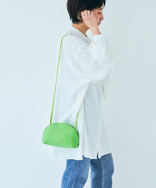 AT CREATION(アットクリエイション)の「<AT CREATION/アットクリエーション>ラウンドZIPショルダー(ショルダーバッグ・レディース・パープル/ベージュ/ブラック/イエロー/ライトグリーン・ONE SIZE)」の18枚目の写真