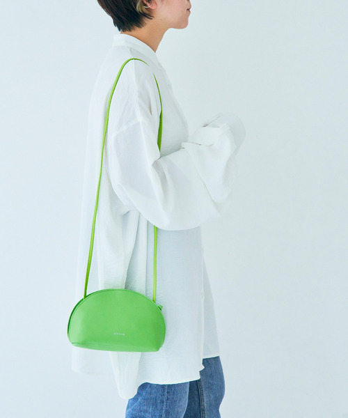 AT CREATION(アットクリエイション)の「<AT CREATION/アットクリエーション>ラウンドZIPショルダー(ショルダーバッグ・レディース・パープル/ベージュ/ブラック/イエロー/ライトグリーン・ONE SIZE)」の17枚目の写真