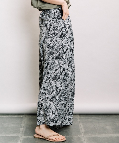 refinedworks(リファインドワークス)の「ペイズリー柄タックワイドPT(その他パンツ・レディース・ブラウン/ブラック・FREE)」の13枚目の写真
