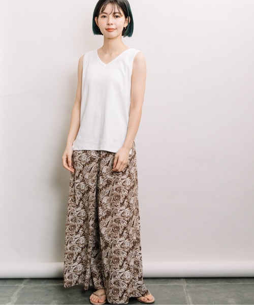 refinedworks(リファインドワークス)の「ペイズリー柄タックワイドPT(その他パンツ・レディース・ブラウン/ブラック・FREE)」の6枚目の写真