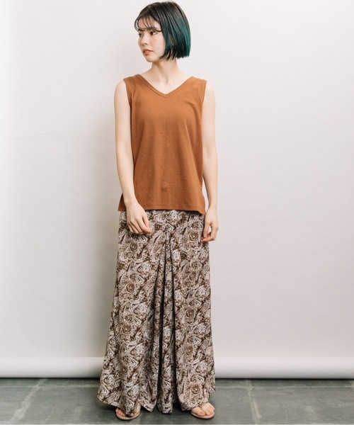 refinedworks(リファインドワークス)の「ペイズリー柄タックワイドPT(その他パンツ・レディース・ブラウン/ブラック・FREE)」の9枚目の写真