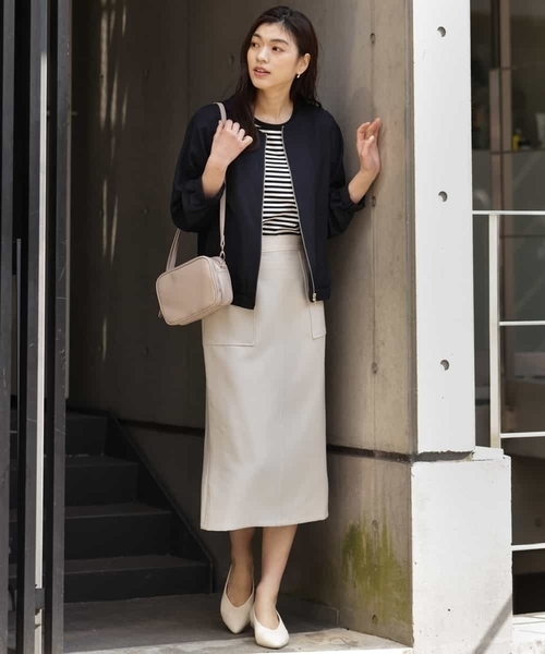 a.v.v（アーヴェヴェ）の「カノコストレッチナロースカート（スカート・レディース・アイボリー/ネイビー・34/36/38/40/42）」の6枚目の写真