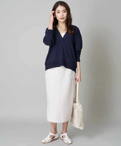 a.v.v（アーヴェヴェ）の「カノコストレッチナロースカート（スカート・レディース・アイボリー/ネイビー・34/36/38/40/42）」の20枚目の写真