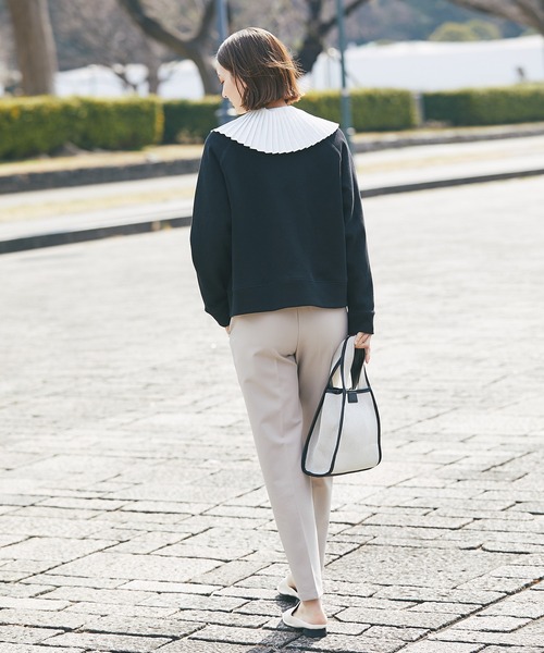 フロントタックテーパードパンツ