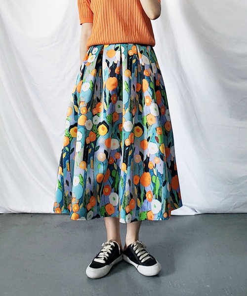 me+em select（ミームセレクト）の「総柄アートデザイン花柄タック