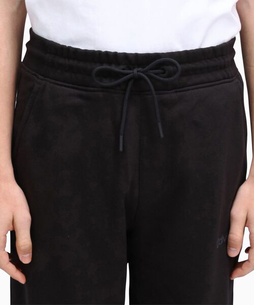 Calvin Klein(カルバン・クライン)の「ドローストリングスウェットパンツ(その他パンツ・メンズ・ブラック/ブラウン・XS/S/M/L/XXS)」の11枚目の写真