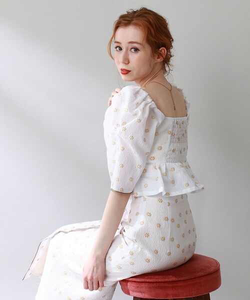 フルールジャカードコンパクトブラウス シャツ ブラウス シャツ ブラウス Couture ミーアンドミークチュール のシャツ ブラウス フルールジャカードコンパクトブラウス を購入できます Deicy Me Me トップス Couture ミーアンドミークチュール の