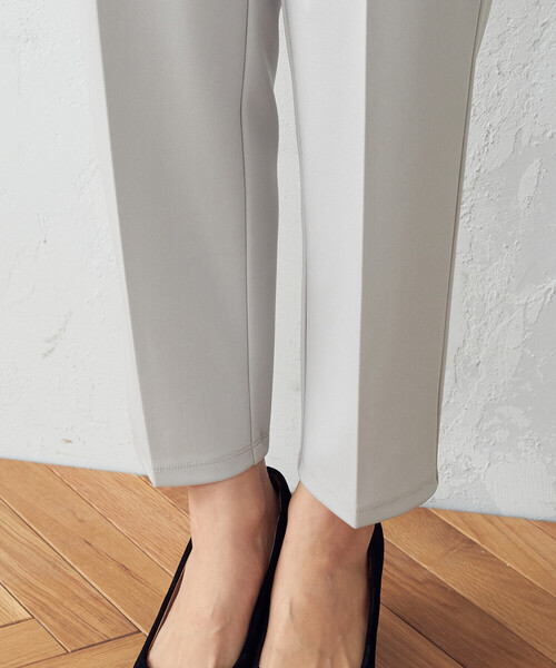 COMME CA ISM（コムサイズム）の「テーパードパンツ（その他パンツ・レディース・ブラック/グレイッシュベージュ・MEDIUM/LARGE/SMALL/X-LARGE/X-SMALL）」の14枚目の写真