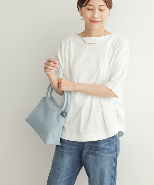 URBAN RESEARCH DOORS（アーバンリサーチドアーズ）の「バックタックドルマンカットソー（Tシャツ/カットソー・レディース・ブラック/オフホワイト/ブルー・MEDIUM）」の4枚目の写真