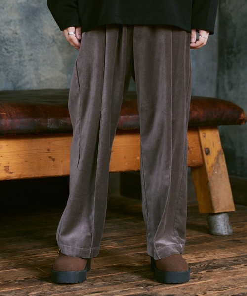 CASPER JOHN(キャスパージョン)の「Velour tapered slacks/ベロアテーパードスラックス(スラックス・メンズ・マスタード/グリーン/グレイッシュベージュ/ブラック・SMALL/MEDIUM/LARGE)」の5枚目の写真