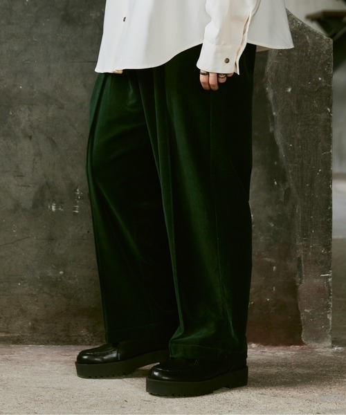 CASPER JOHN(キャスパージョン)の「Velour tapered slacks/ベロアテーパードスラックス(スラックス・メンズ・マスタード/グリーン/グレイッシュベージュ/ブラック・SMALL/MEDIUM/LARGE)」の13枚目の写真