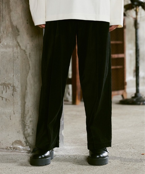 CASPER JOHN(キャスパージョン)の「Velour tapered slacks/ベロアテーパードスラックス(スラックス・メンズ・マスタード/グリーン/グレイッシュベージュ/ブラック・SMALL/MEDIUM/LARGE)」の19枚目の写真