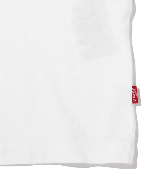 Levi's（リーバイス）の「GRAPHIC RINGER Tシャツ WAVING SW WHITE（Tシャツ/カットソー・メンズ・マルチ・S/M/L）」の5枚目の写真