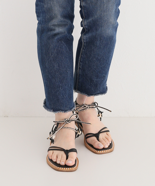 IENA(イエナ)の「【ULLA JOHNSON/ウラ ジョンソン】Hanalei Seashellサンダル(サンダル・レディース・ブラック・37/36)」の16枚目の写真